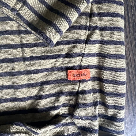 5/$20 olive and blue long sleeved tee by Zara size 10 - Picture 2 of 4